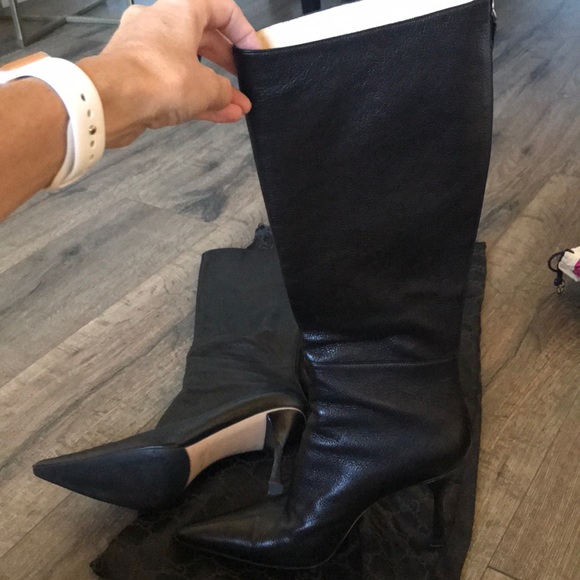 Gucci heeled boots.  Like NEW! - Picture 2 of 5